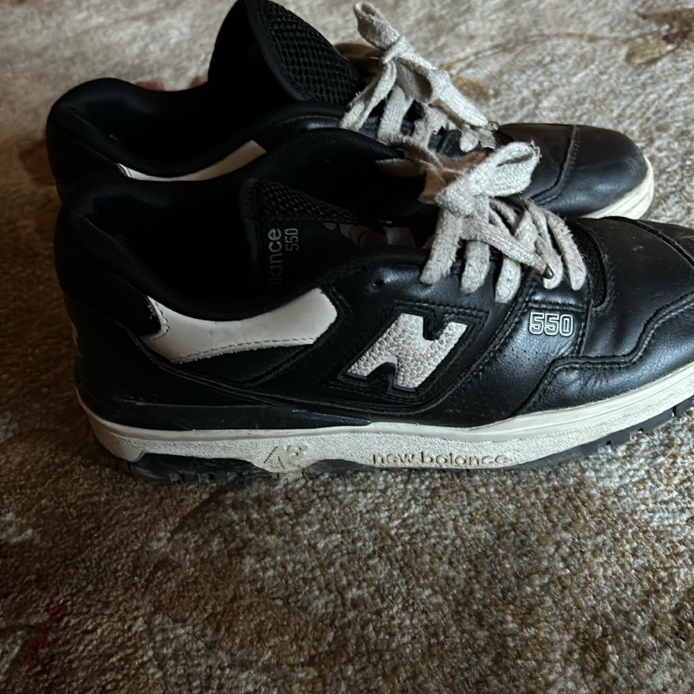 Used new balance 550s with custom laces very well taken care of and cleaned.